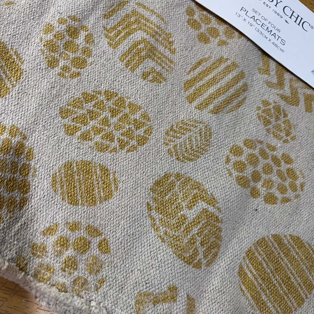 Shabby Chic Easter Egg Placemats Set of 4 Mustard Yellow Beige Frayed Edge 13x19